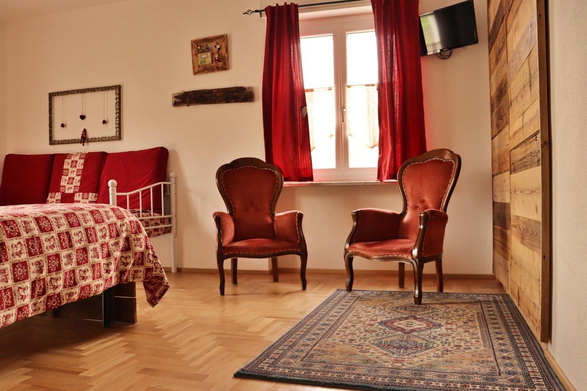 Lo Barbaboc Aparthotel Charvensod Luaran gambar